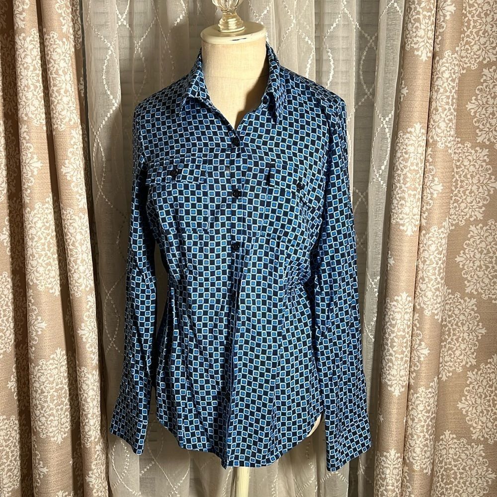 Van Heusen Originals Women's Long Sleeve Dress Shirt – Medium, Geometric Print